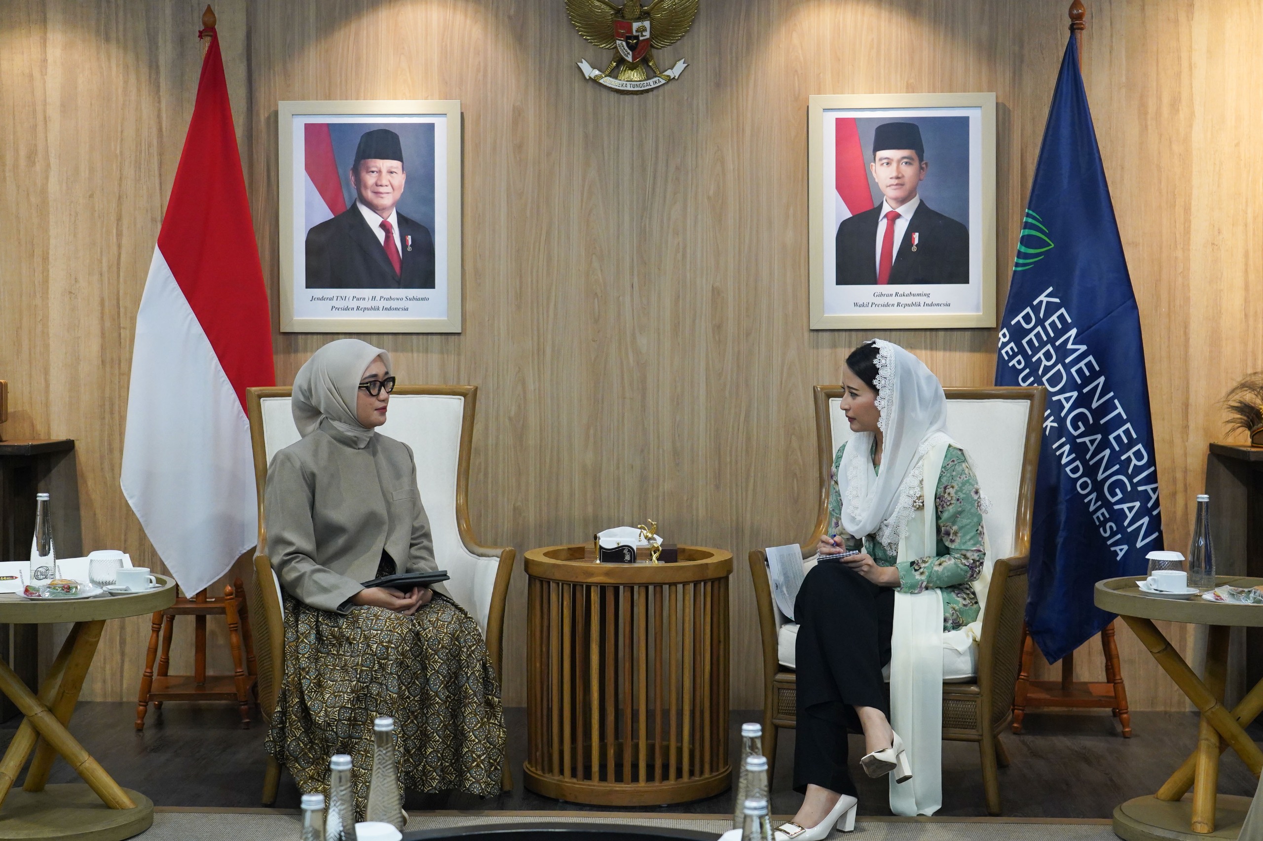 Pertemuan Wamendag dengan Wagub Lampung
                                                            
                                                            